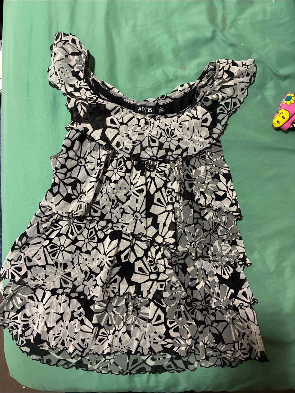 Apt. 9 Black and White Floral Tiered Ruffle Tank